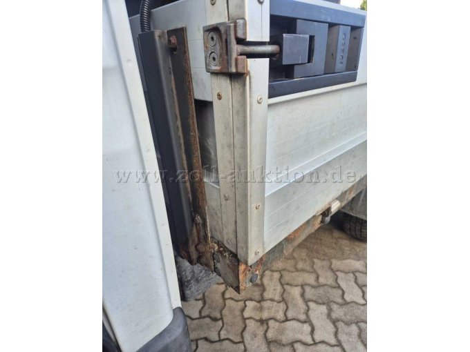 1 IVECO Daily Pritsche, Typ: IS35SC2AA – foto 8 – kavel bij Zoll-Auktion, Cuxhaven