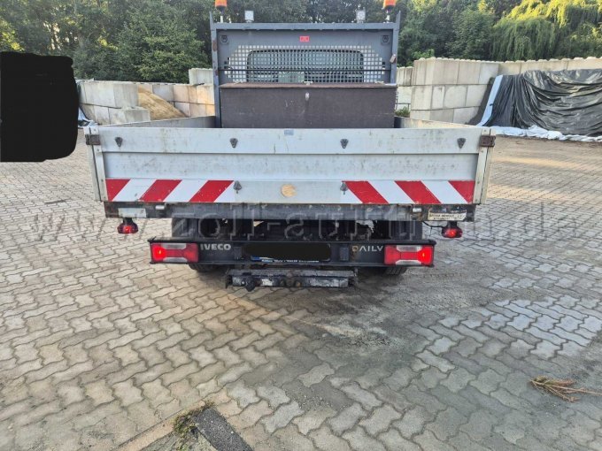 1 IVECO Daily Pritsche, Typ: IS35SC2AA – foto 3 – kavel bij Zoll-Auktion, Cuxhaven