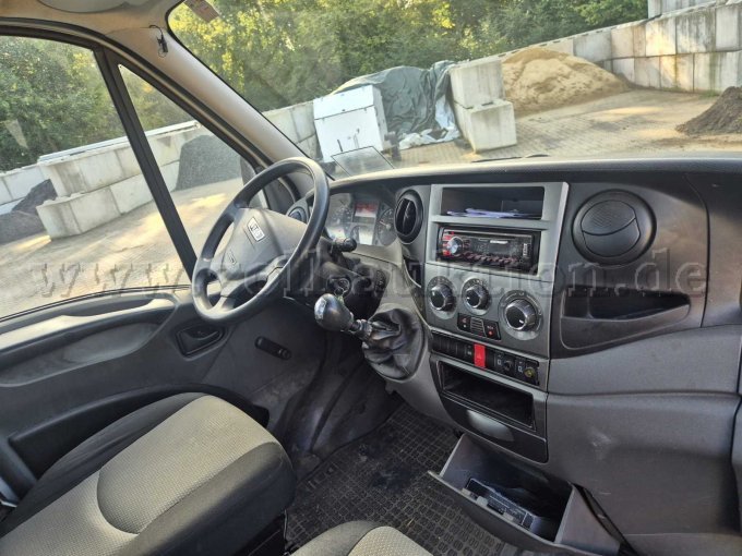 1 IVECO Daily Pritsche, Typ: IS35SC2AA – foto 9 – kavel bij Zoll-Auktion, Cuxhaven