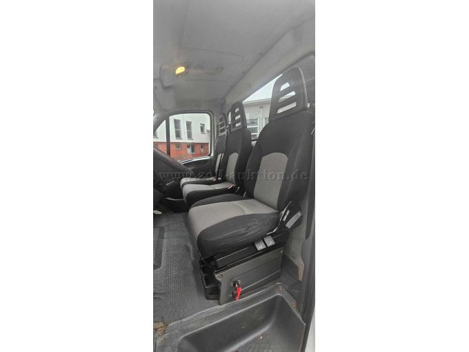 weitere Ansicht Fahrerseite