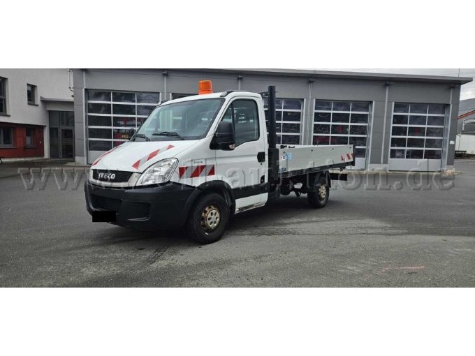 Ansicht von vorne links