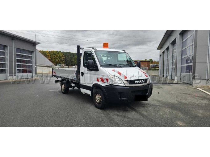 Ansicht von vorne rechts