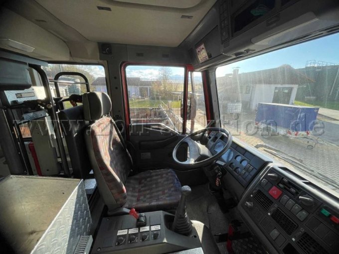 1 IVECO-brandweerwagen, type LF16 4x4 – foto 6 – kavel bij Zoll-Auktion, Raubling
