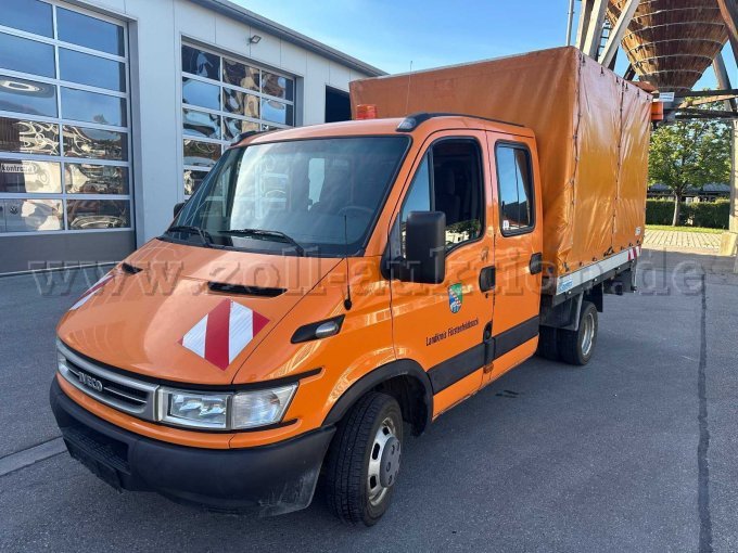 1 IVECO-vrachtwagen met zeil en spanten – foto 3 – kavel bij Zoll-Auktion, Fürstenfeldbruck