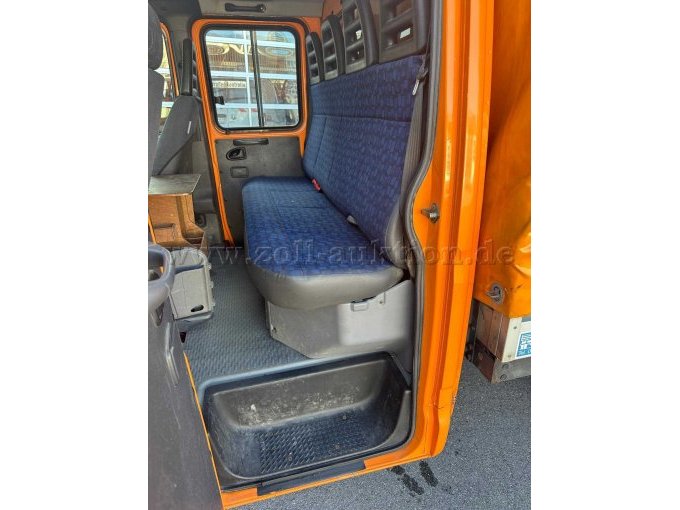 1 IVECO-vrachtwagen met zeil en spanten – foto 8 – kavel bij Zoll-Auktion, Fürstenfeldbruck
