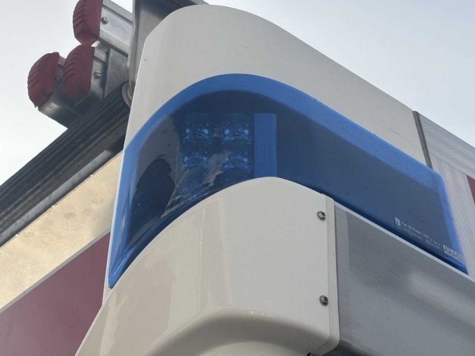 hinteres rechtes Blaulicht verkratzt