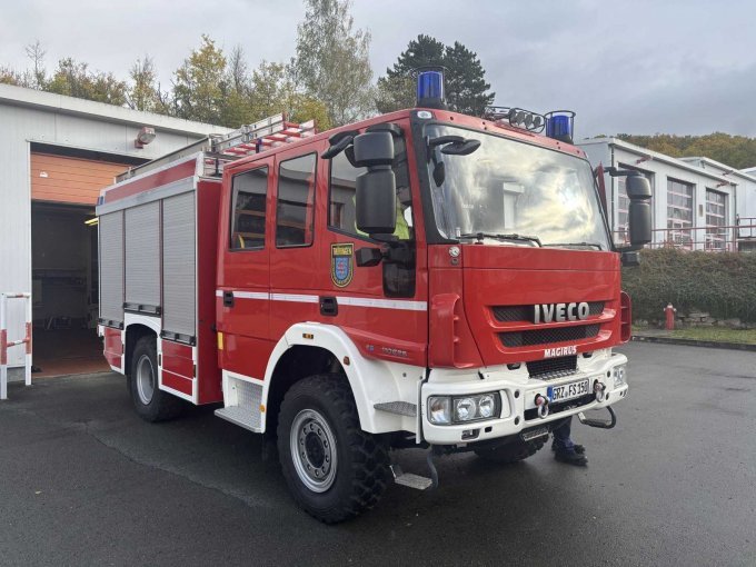 Frontansicht seitlich