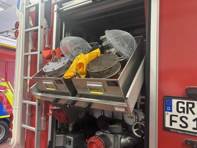 Innenansicht (Fahrzeug wird ohne Ausstattung veräußert)- siehe Fahrzeugbeschreibung