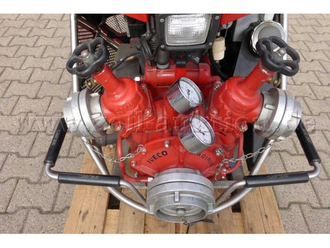 IVECO Magirus Tragkraftspritze TS 8/8 / Anschlüsse