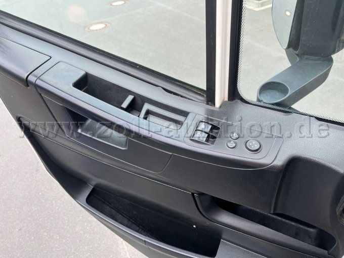 Ansicht: innen links, Fahrerseite, Bedieneinheit in Tür für Fenster, Spiegel