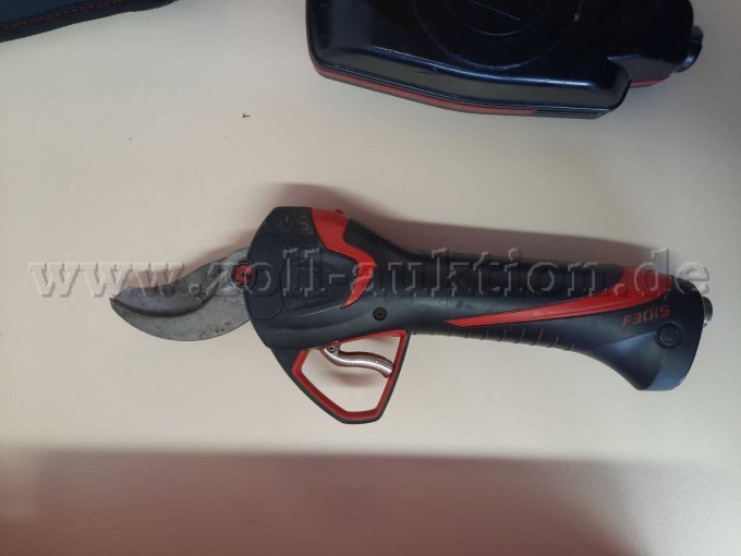 Linke Seite der Schere