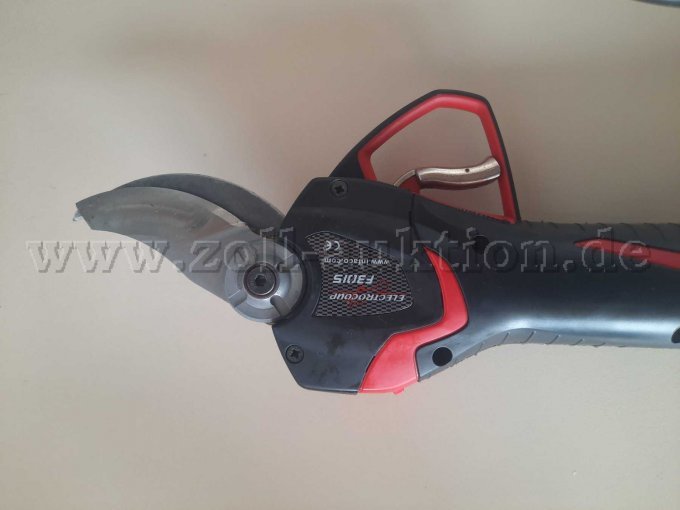 rechte Seite der Schere