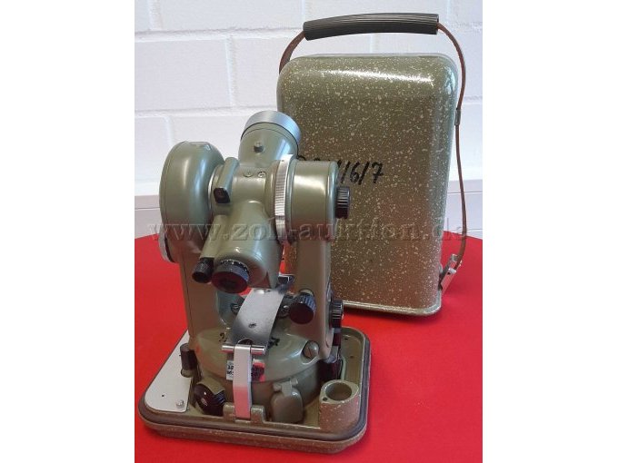 Instrument und Transportbehälter
Hinten -1-