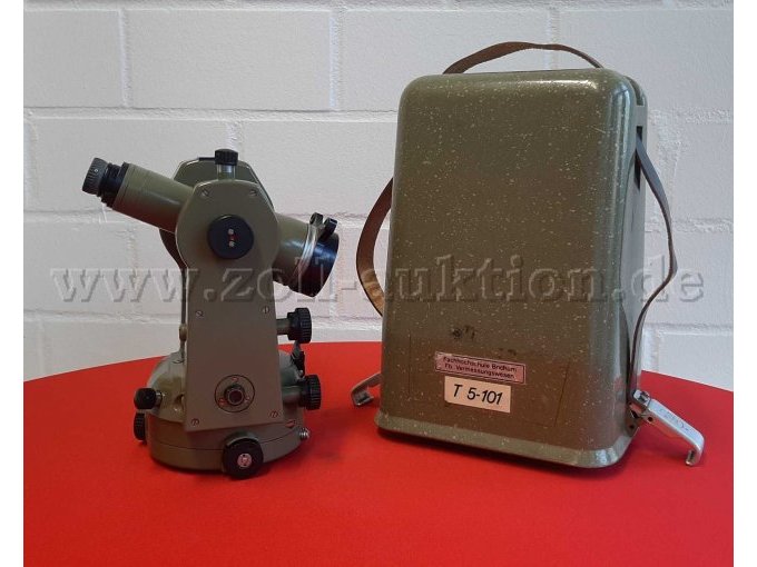 Instrument und Transportbehälter