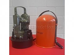 Instrument und Transportbehälter
Hinten seitlich -1-