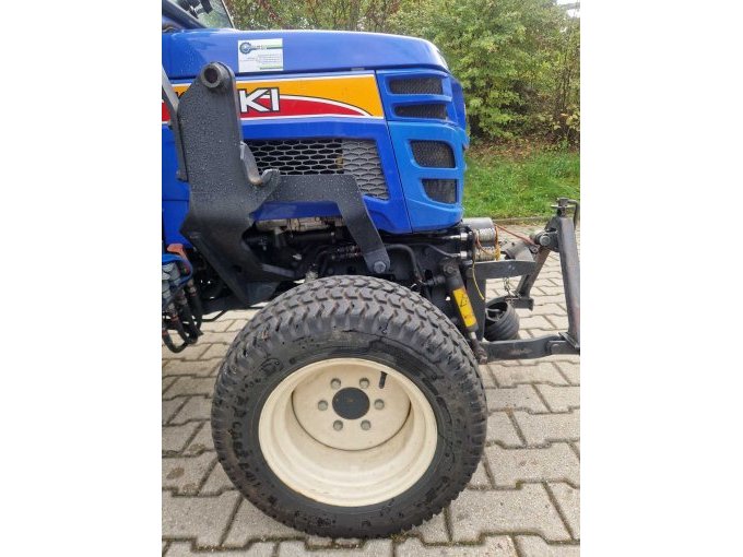 1 Iseki Ackerschlepper TM 3215 AL - defekt, Bastlerfahrzeug – foto 6 – kavel bij Zoll-Auktion, Duisburg