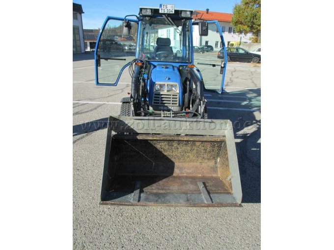 Iseki 3135 AHL - vorne