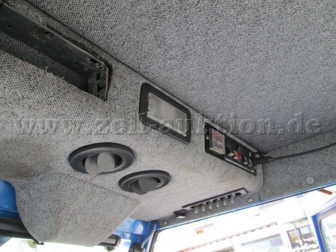 Iseki 3135 AHL - oben vorne