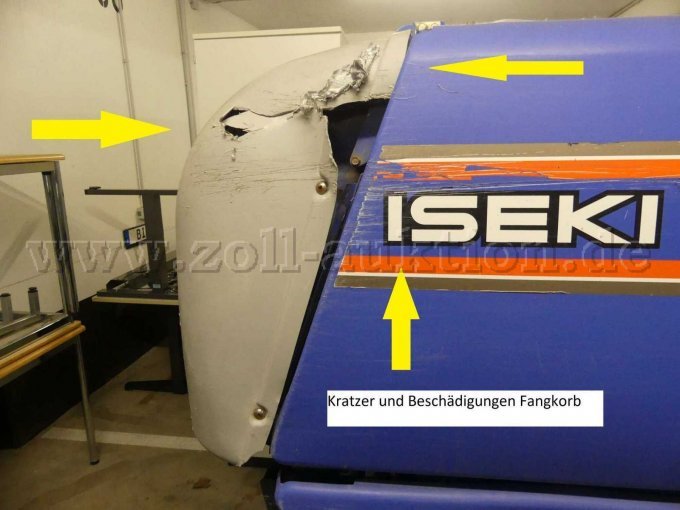 Beschädigungen rechts