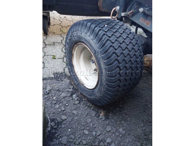 1 Iseki SFH 240 mit Frontmähwerk *defekt* – foto 9 – kavel bij Zoll-Auktion, Moers