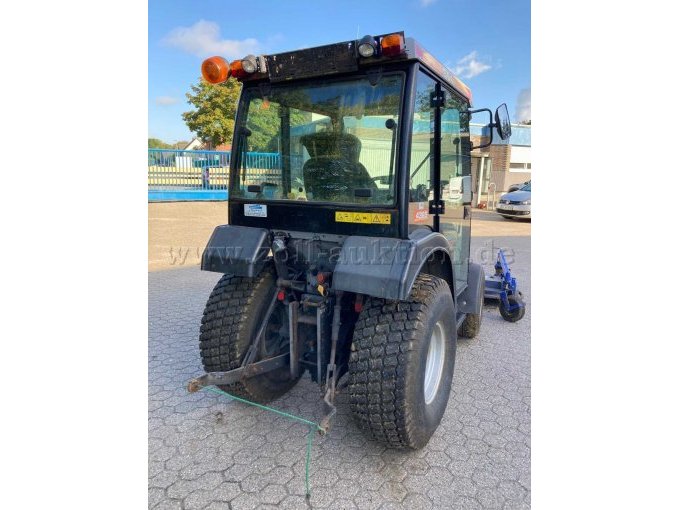 1 Iseki TH 4365: het maaidek en de tractor zijn in goede staat – foto 4 – kavel bij Zoll-Auktion, Bergheim