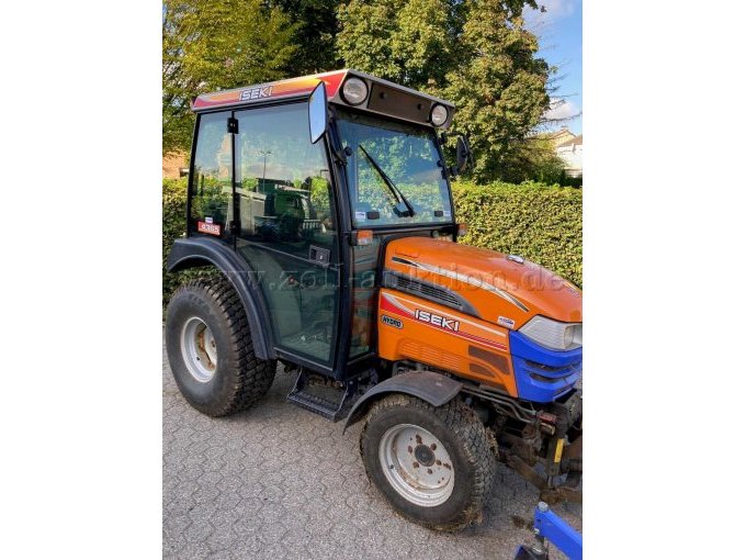 1 Iseki TH 4365: het maaidek en de tractor zijn in goede staat – foto 3 – kavel bij Zoll-Auktion, Bergheim