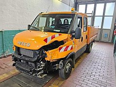 Diagonale von vorne links