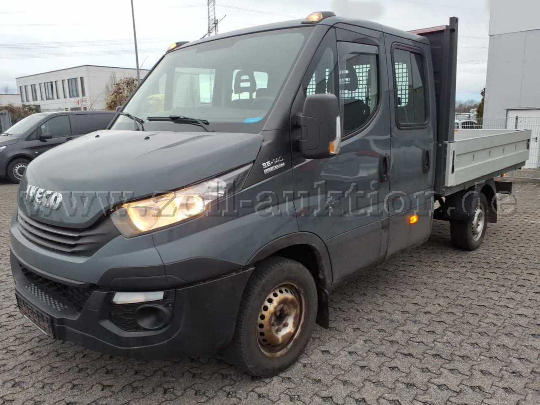 Diagonale vorne links