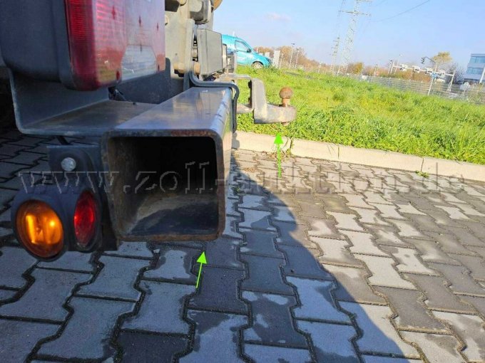 Anhängerkupplung verformt