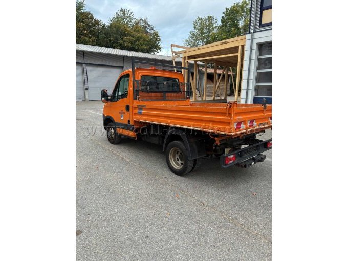 1 Iveco Daily Kipper mit Meiler Kipp-Pritsche – foto 2 – kavel bij Zoll-Auktion, Wiggensbach