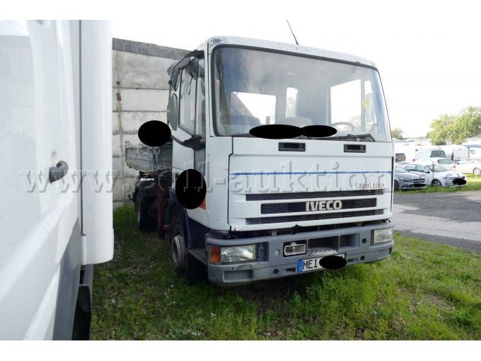 1 Iveco Euro Cargo 100E18 Kipper mit Ladekran / Unfall- & Bastlerfahrzeug – foto 2 – kavel bij Zoll-Auktion, Wandlitz