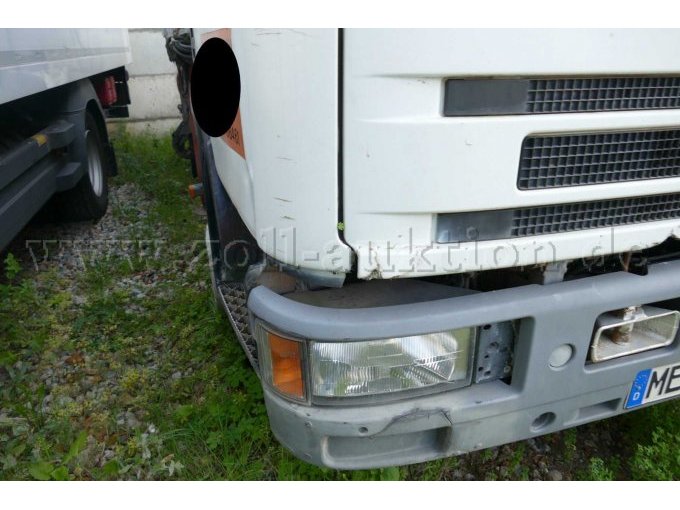 1 Iveco Euro Cargo 100E18 Kipper mit Ladekran / Unfall- & Bastlerfahrzeug – foto 13 – kavel bij Zoll-Auktion, Wandlitz