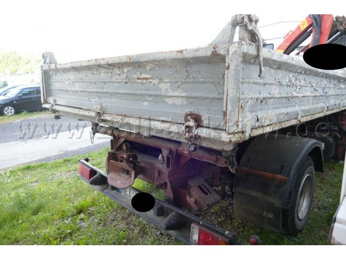 1 Iveco Euro Cargo 100E18 Kipper mit Ladekran / Unfall- & Bastlerfahrzeug – foto 4 – kavel bij Zoll-Auktion, Wandlitz