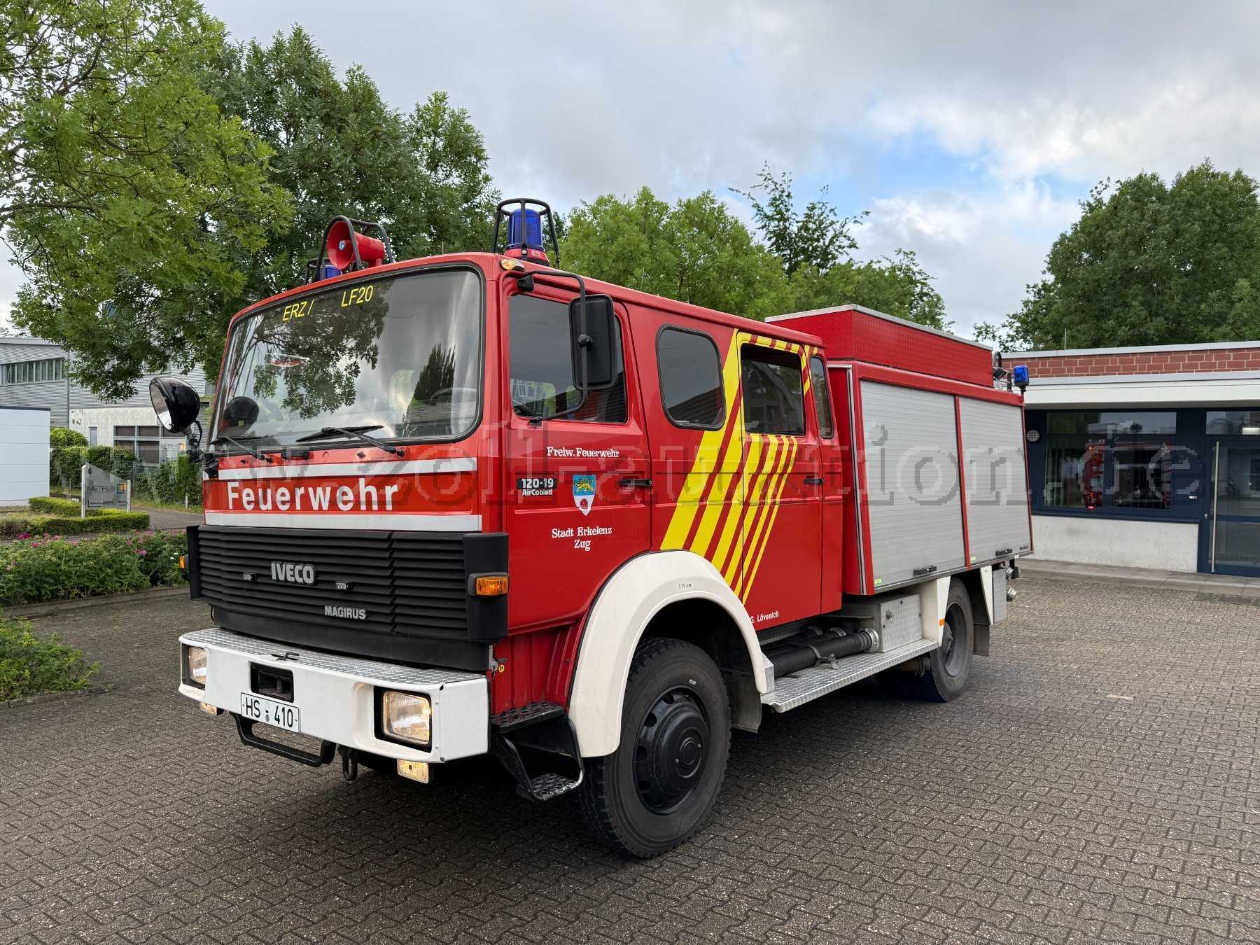 Fahrzeug seitlich vorne