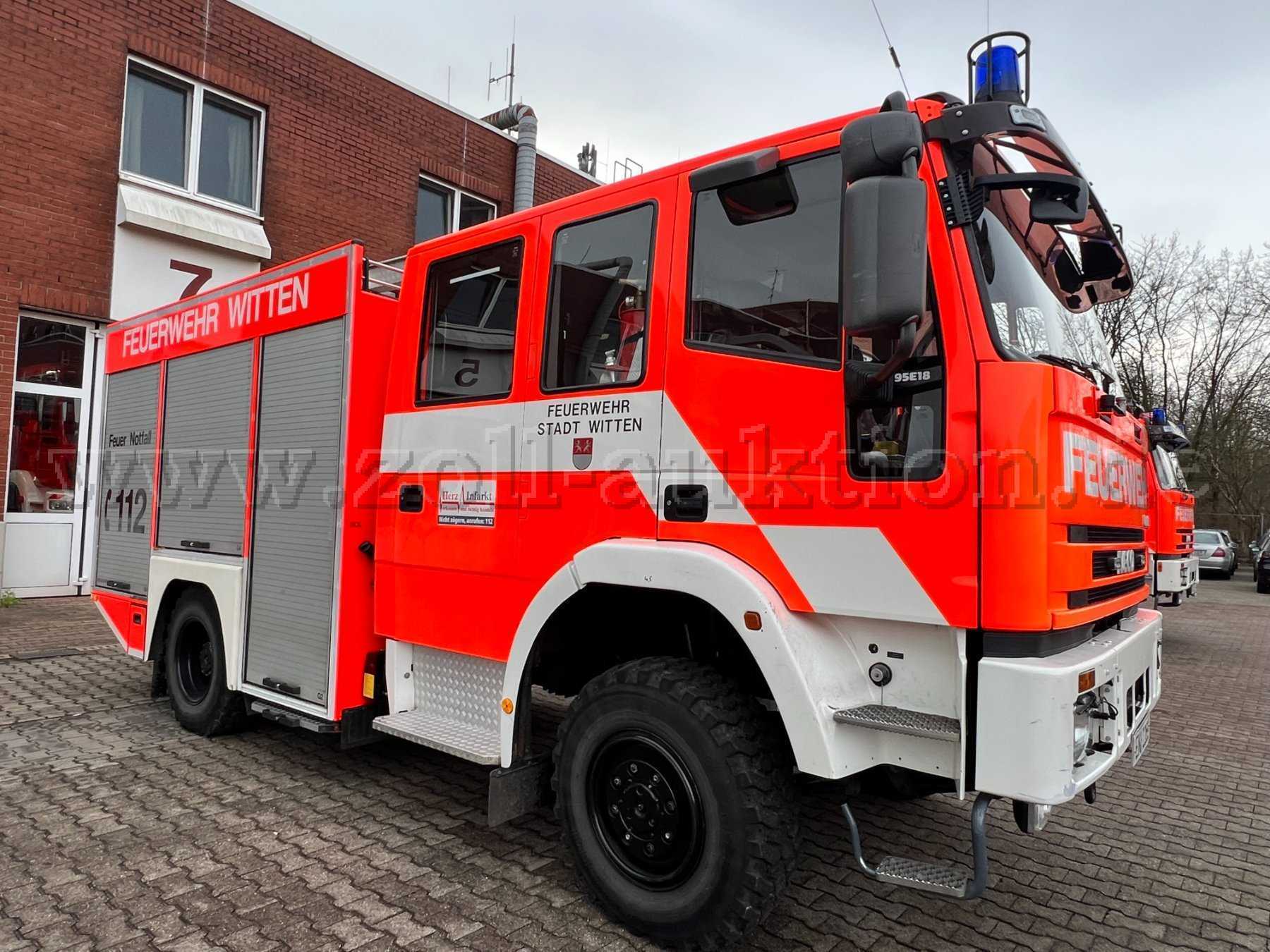 Fahrzeug rechts