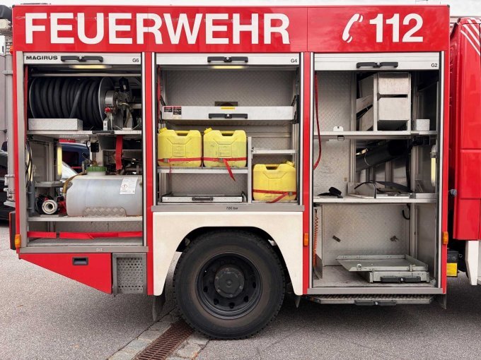 rechte Geräteräume