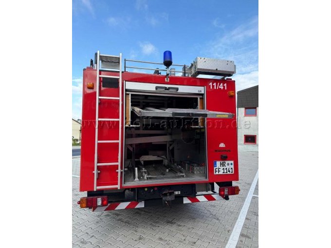1 Iveco Magirus Löschfahrzeug LF 8 – foto 4 – kavel bij Zoll-Auktion, Schwalmstadt