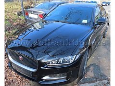 Ansicht vorne links seitlich