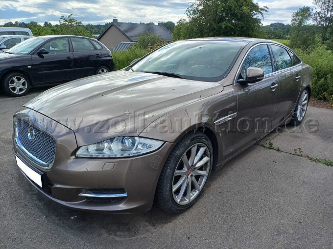 Jaguar XJ - vorne links