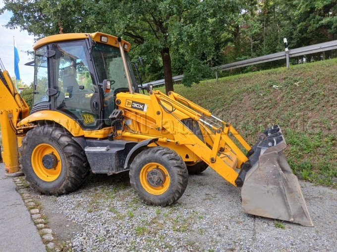 JCB Baggerlader Ansicht seitlich