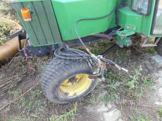 1 JOHN DEERE (USA) 855 Zugmaschine.Ackerschlepper*Ersatzteilträger – foto 11 – kavel bij Zoll-Auktion, Siebeldingen