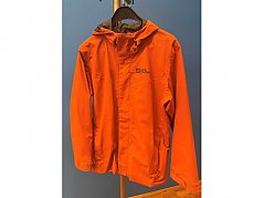 Jacke in geschlossenem Zustand