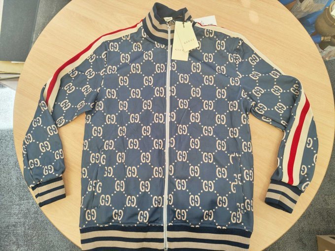 Jacke, Vorderansicht