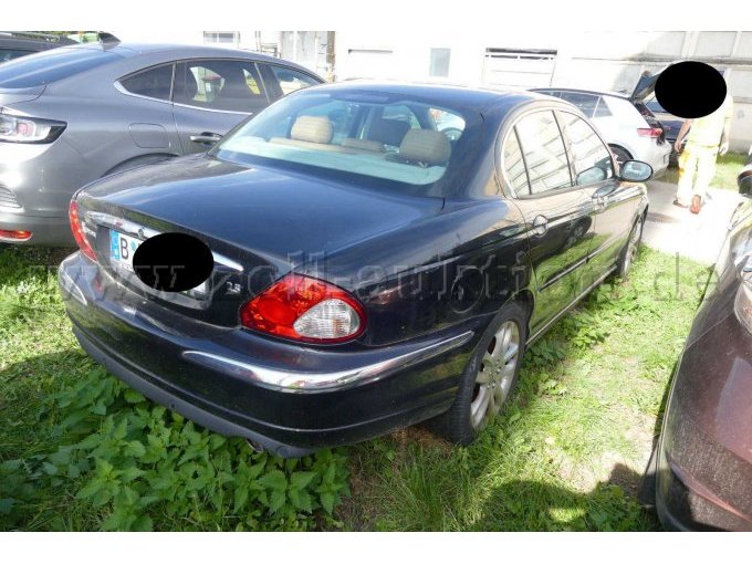 1 Jaguar X-Type 2.5 – foto 4 – kavel bij Zoll-Auktion, Wandlitz