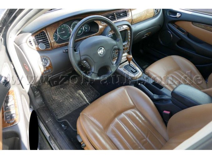 1 Jaguar X-Type 2.5 – foto 6 – kavel bij Zoll-Auktion, Wandlitz