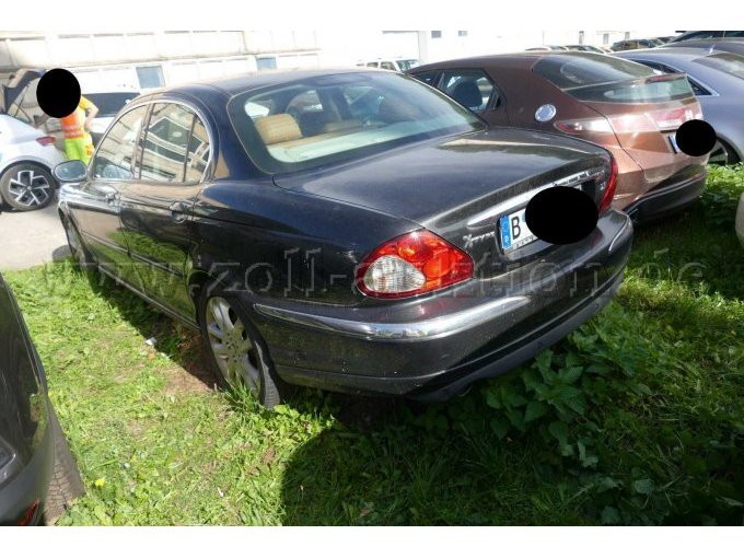 1 Jaguar X-Type 2.5 – foto 3 – kavel bij Zoll-Auktion, Wandlitz