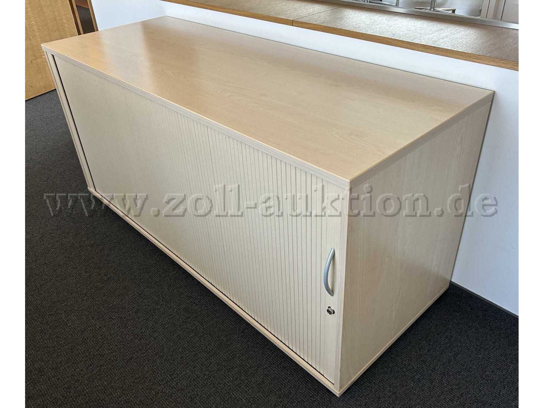 Jalousieschrank, geschlossen