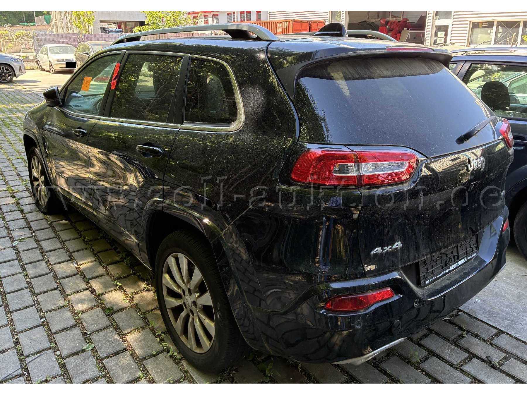 4-linke Seite hinten