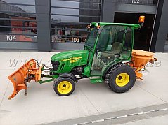 Traktor von links