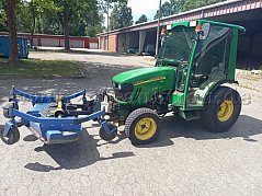 Gesamtansicht mit Mähwerk